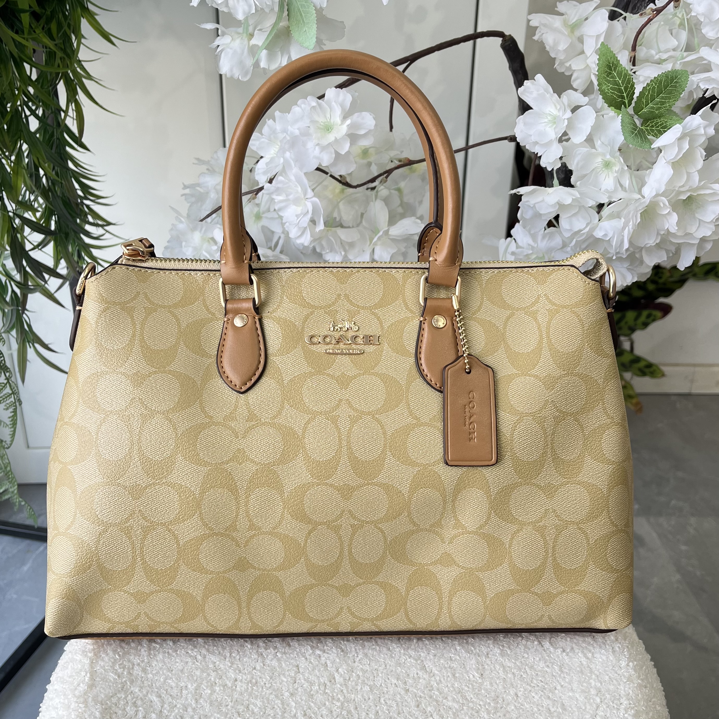 COACH-157